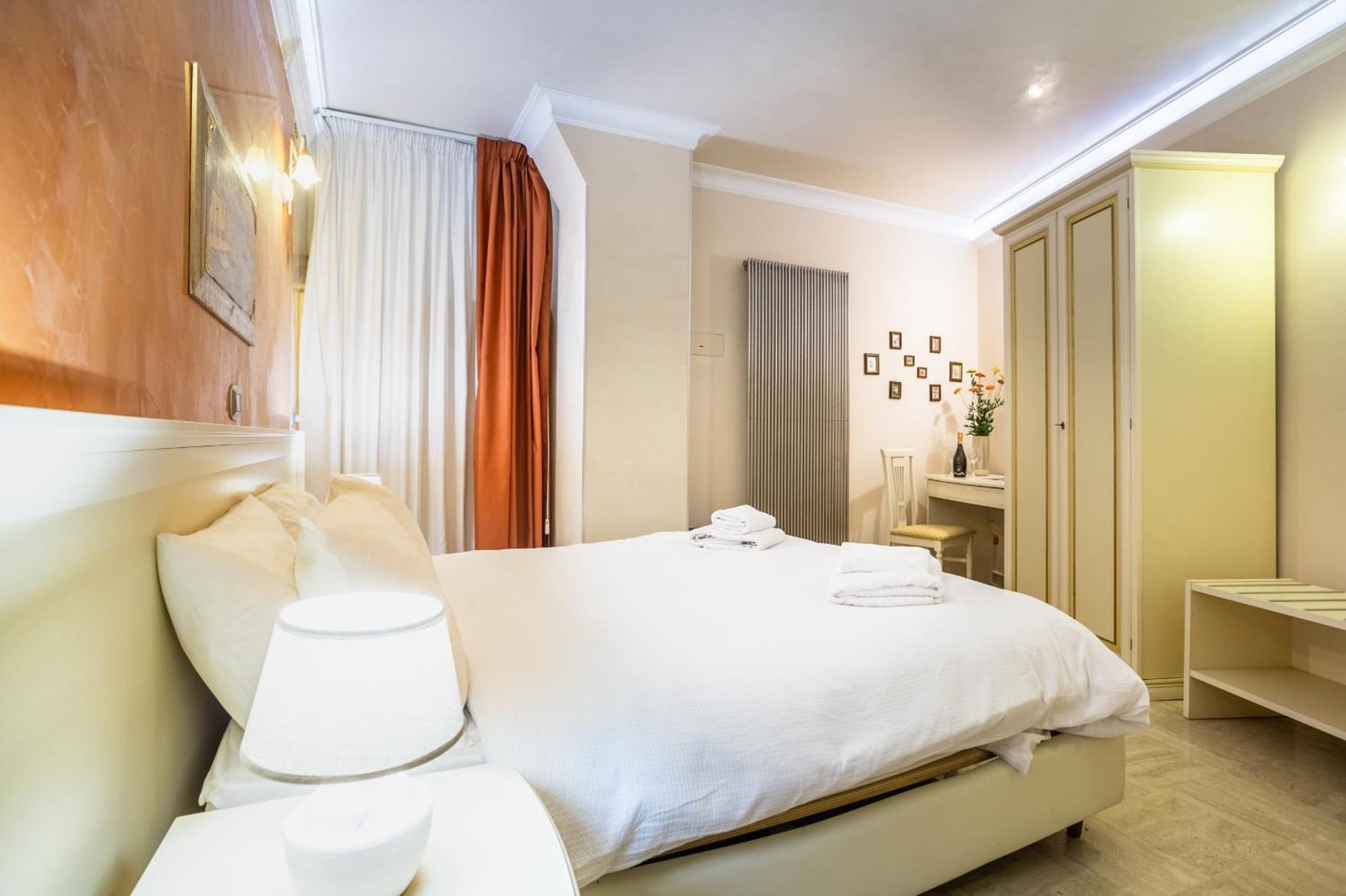 Luxury Inn Opera Rom Exteriör bild